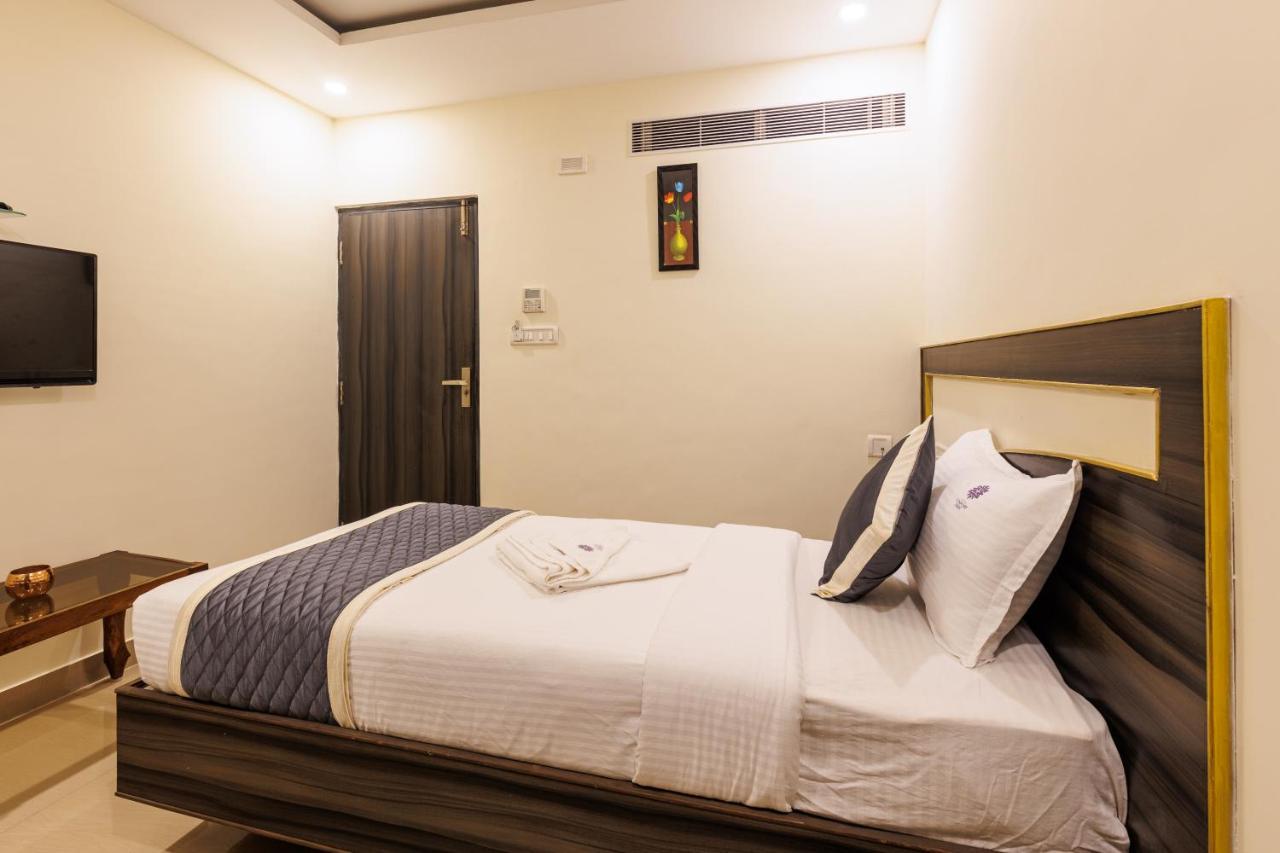 Hotel Comfort Park - Opposite Sri Ramachandra Medical College Porur 钦奈 外观 照片