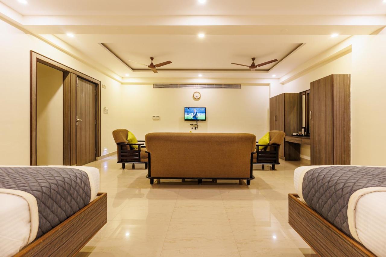 Hotel Comfort Park - Opposite Sri Ramachandra Medical College Porur 钦奈 外观 照片
