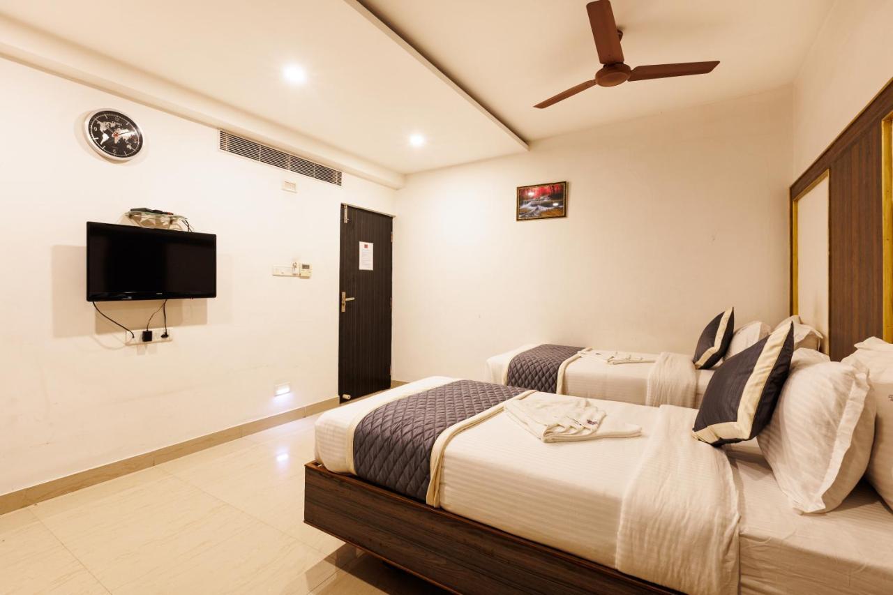 Hotel Comfort Park - Opposite Sri Ramachandra Medical College Porur 钦奈 外观 照片